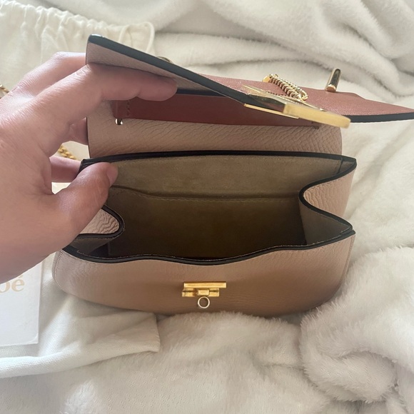 Chloe - Small Drew Crossbody Bag - Picture 8 of 12